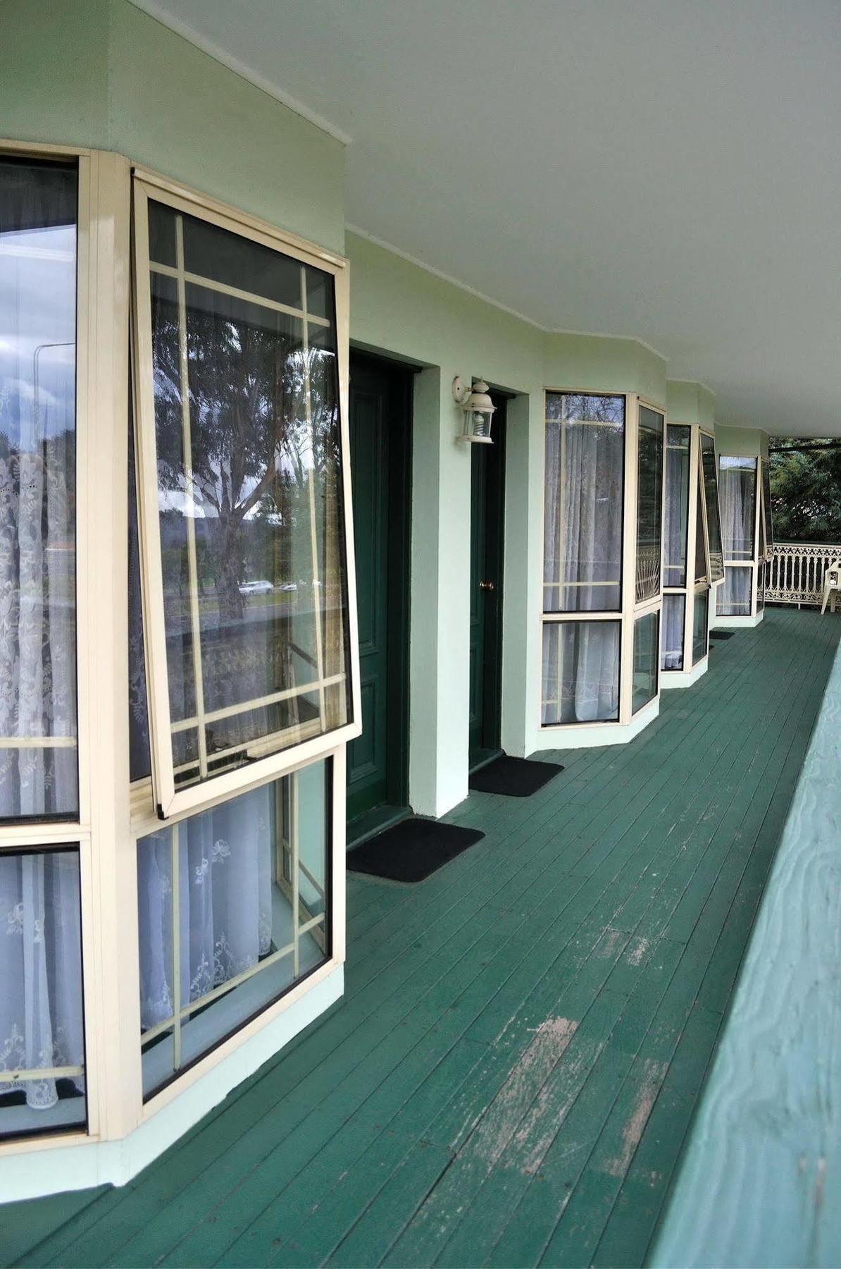 Miranda Lodge Κανμπέρα Εξωτερικό φωτογραφία
